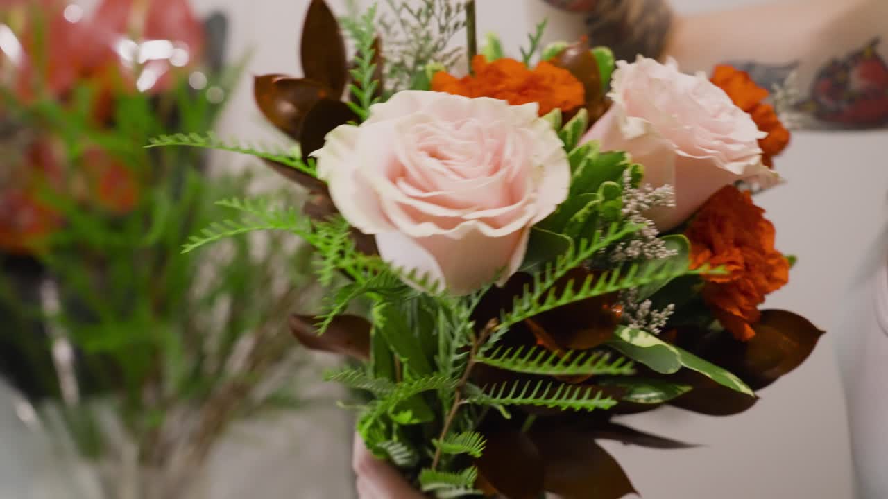 crear un arreglo floral y empujar para verlo