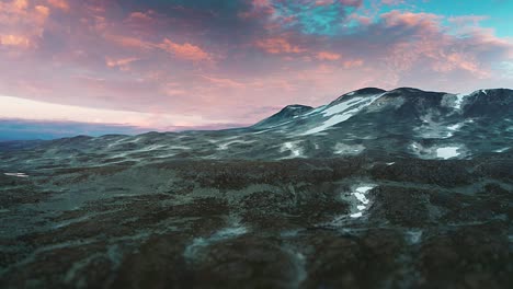 Un-Hermoso-Cielo-Al-Atardecer-Sobre-La-Meseta-Montañosa-De-Strynefjellet