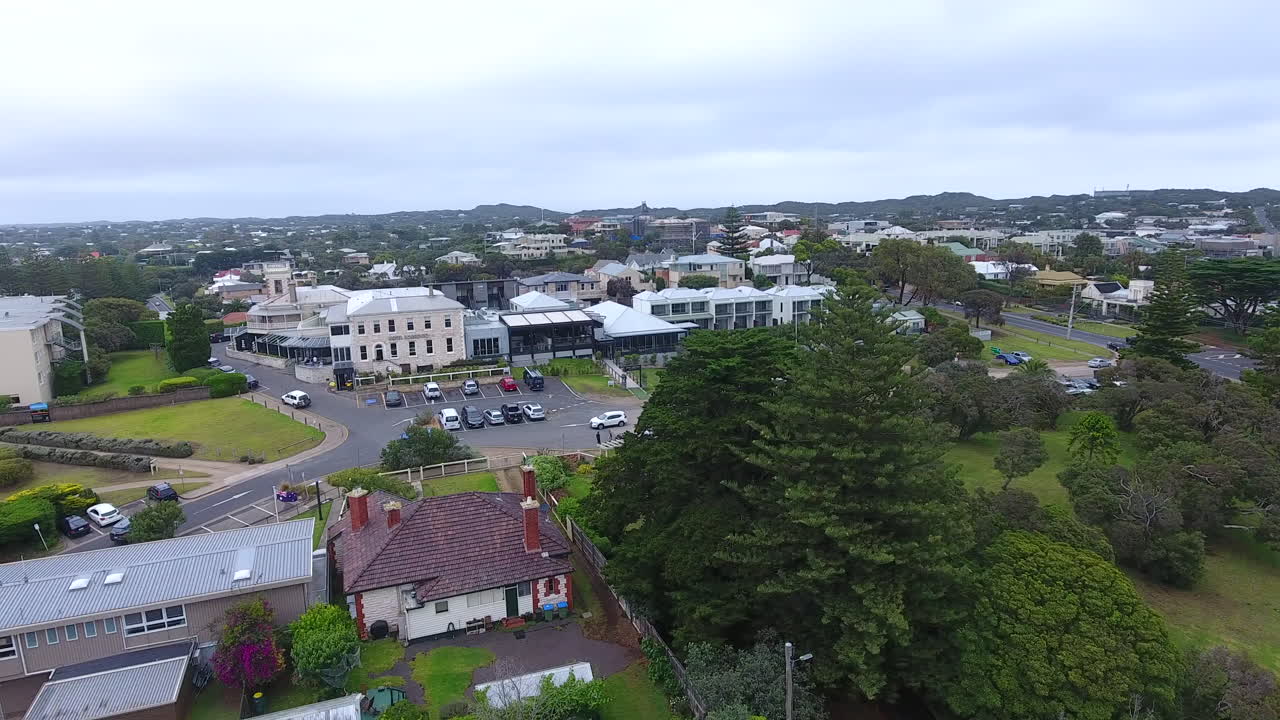 호텔 소렌토 위를 날다