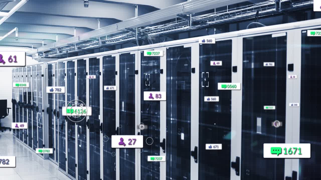 컴퓨터 서버를 통해 배너에 있는 소셜 미디어 아이콘과 숫자의 애니메이션