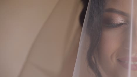 Beautiful-and-lovely-bride.-Close-up-shot-of-bride's-eyes.-Wedding-morning