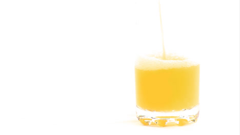 Stock-Footage-of-Pouring-Juice