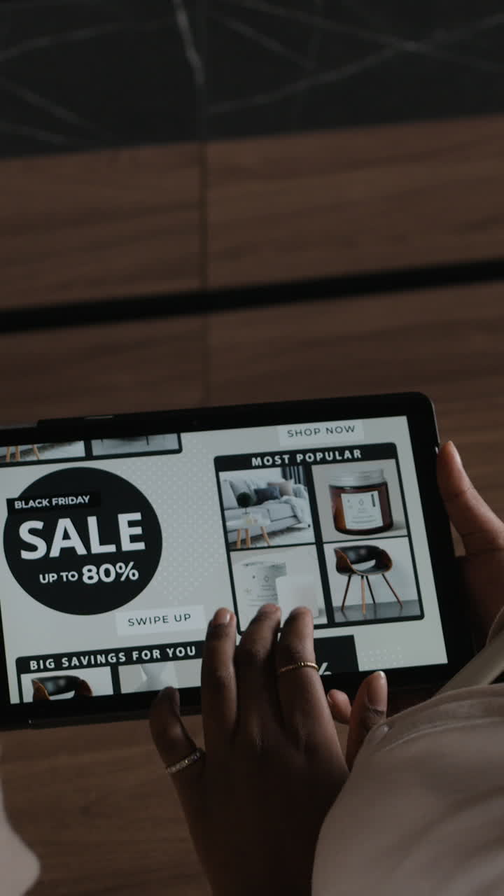 Online Black Friday Sale on Tablet
