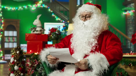 santa reading letters