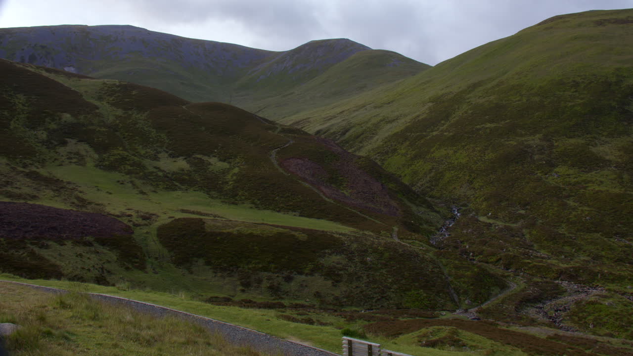 Wide shot looking across Devil’s Elbow at Blairgowrie