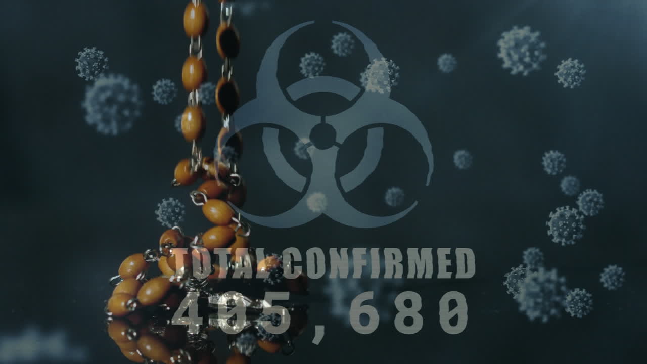 señal de peligro con número total confirmado que se eleva contra la caída del rosario