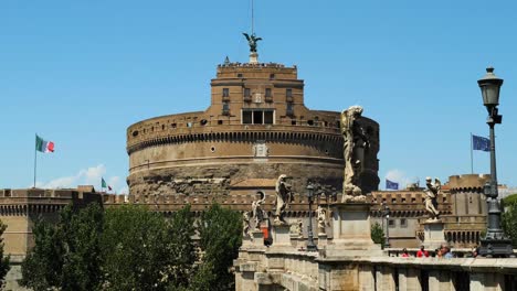 Castel-Sant'Angelo-in-a-summer-day.-Rome,-Italy