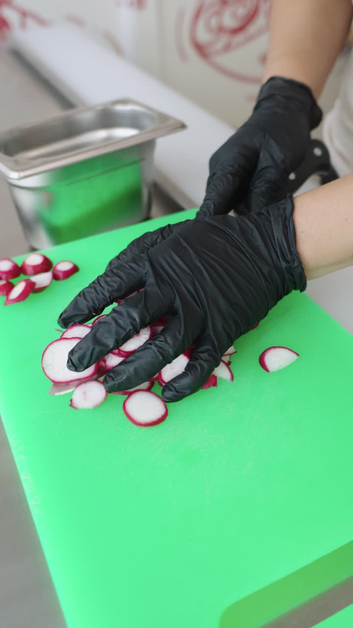 Slicing radishes for cooking