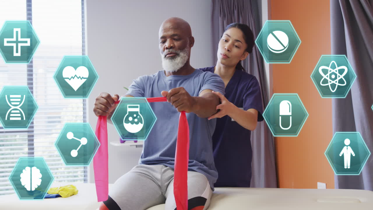 남성 환자와 함께 일하는 다양한 여성 물리 치료사에 대한 의료 아이콘의 애니메이션