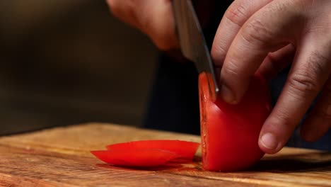 slicing tomatoes