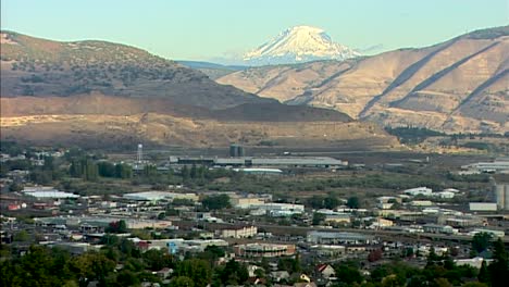 CITY-OF-THE-DALLES-OREGON-AND-MT-ADAMS