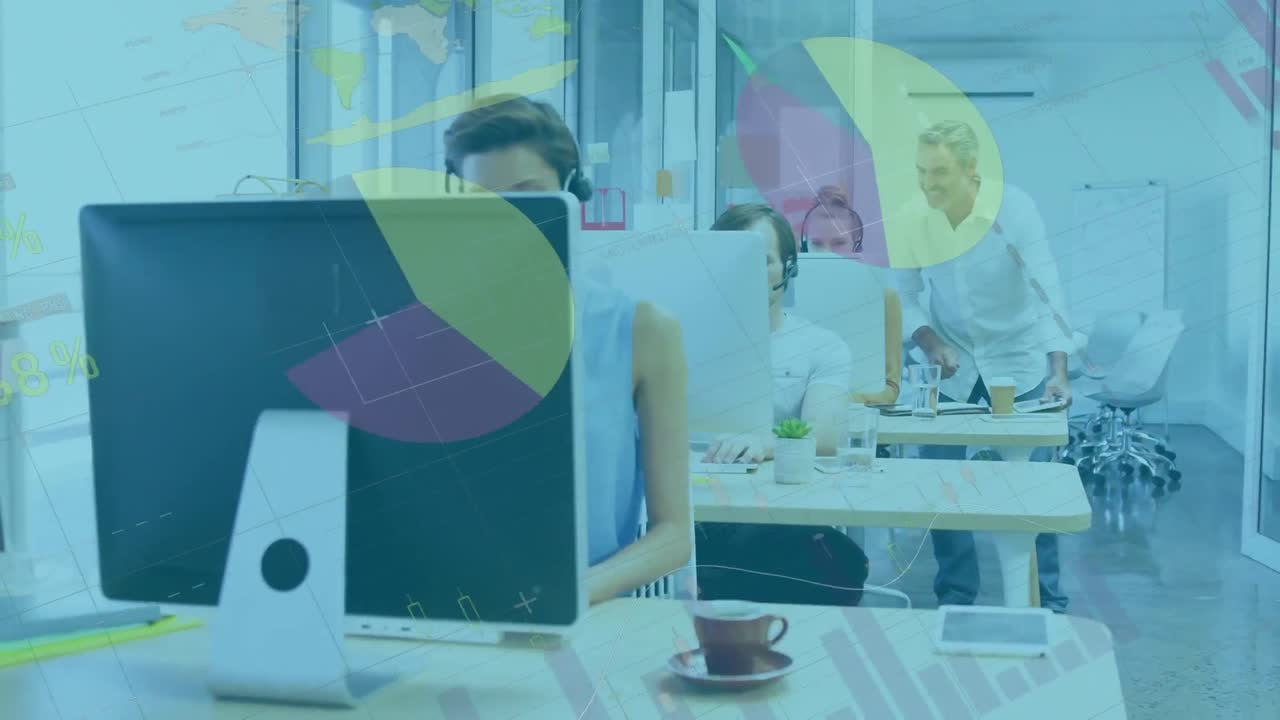 Animation af finansiel databehandling over forretningsfolk, der arbejder på kontor