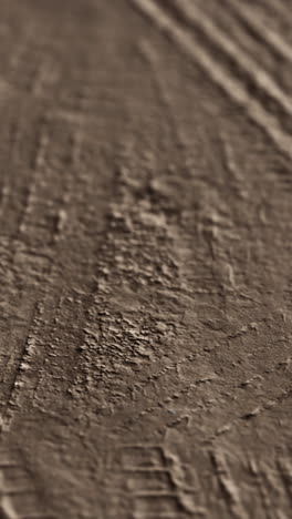 primer plano de la textura del grano de madera marrón
