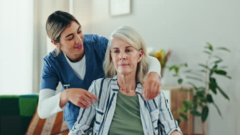 Cuidado-De-Personas-Mayores,-Anciana-En-Silla-De-Ruedas