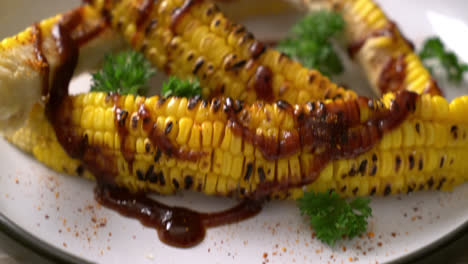 grilled-and-barbecue-corn-with-bbq-sauce