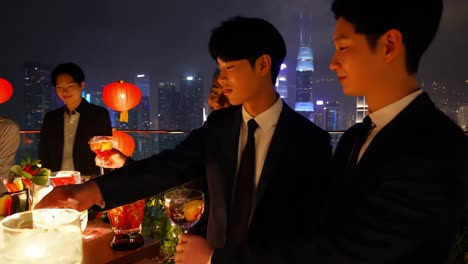 rooftop cocktails in hong kong