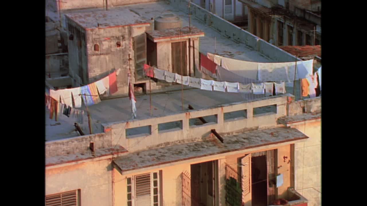 buenas tomas de establecimiento de la habana cuba en la década de 1980