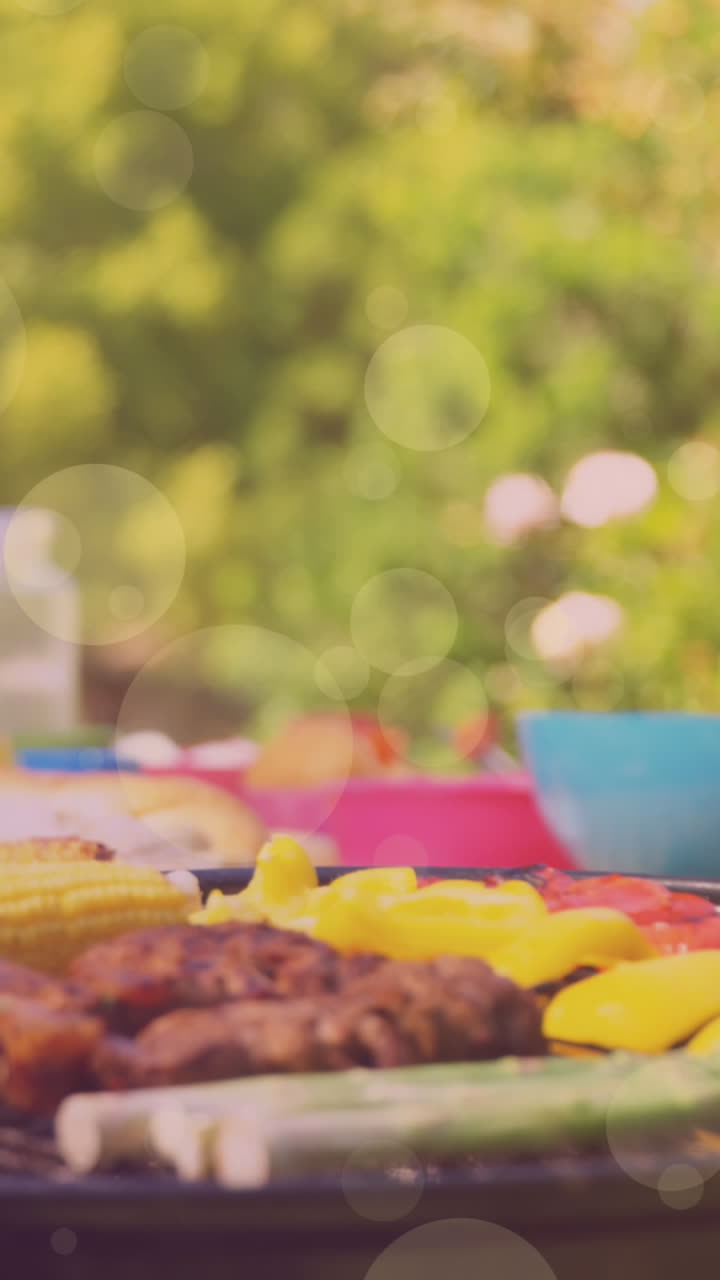 animación de puntos sobre una feliz familia caucásica teniendo barbacoa