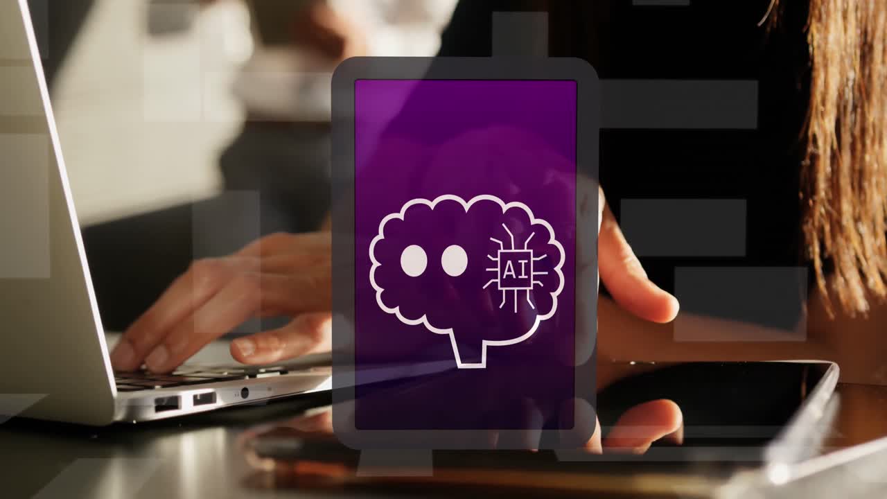 animación de procesamiento de datos en una tableta sobre una mujer de negocios caucásica que usa una computadora portátil