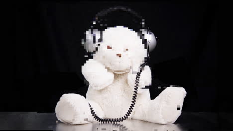 oso de peluche con auriculares