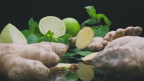 fresh lime with ginger and mint