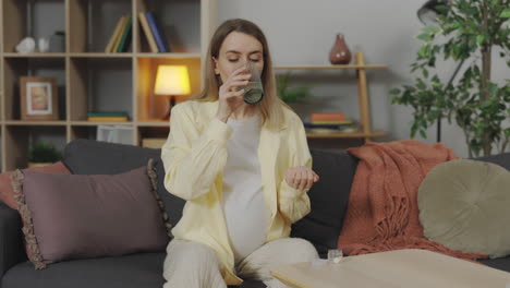 pregnant woman taking medication