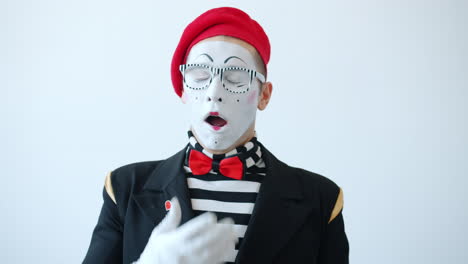 mime yawning