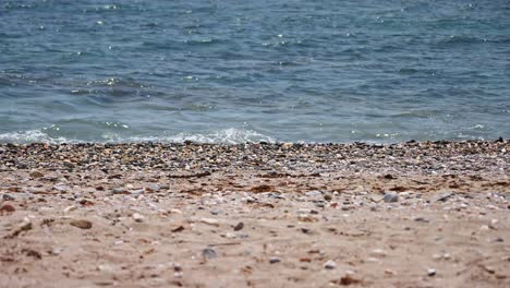 Playa-Vacía-En-El-Sur-De-Europa