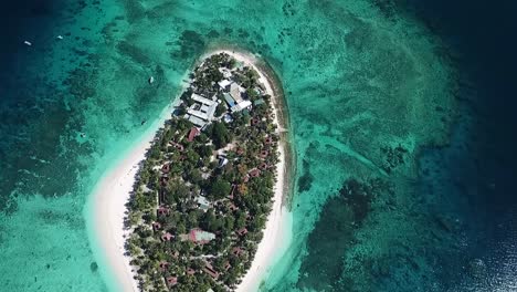 fiji - flying over beachcomber resort