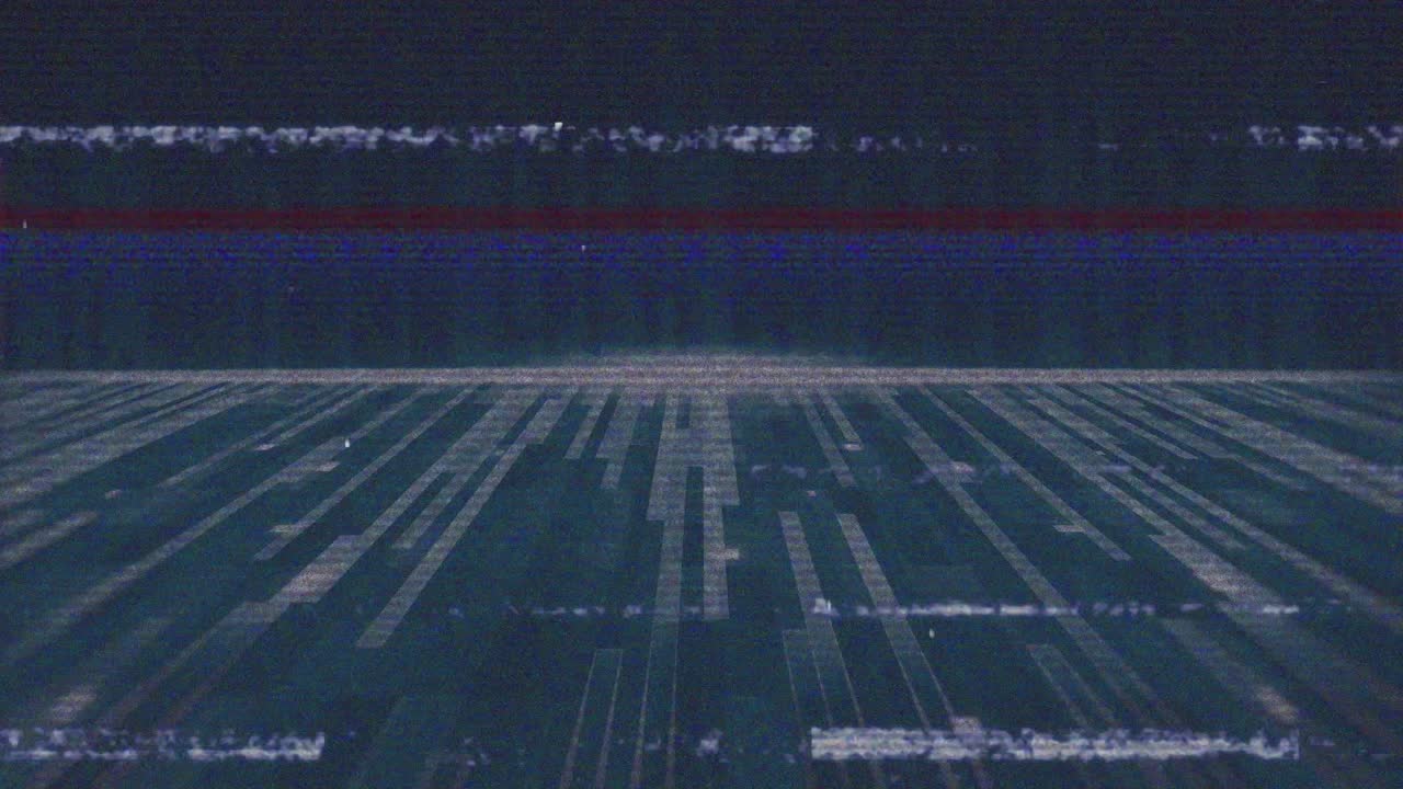 검은 바탕에 있는 네온 선 위의 장애 간섭의 애니메이션