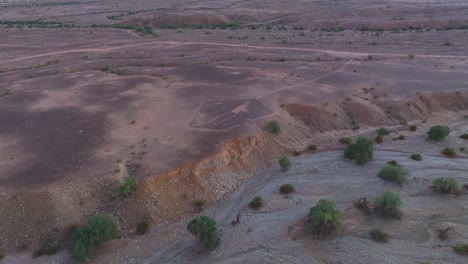 La-Historia-Se-Revela-Cuando-Un-Dron-Se-Acerca-A-Blythe-Intaglios-En-Arizona,-Un-Antiguo-Geoglifo-En-El-Desierto-De-Sonora.