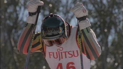 skier preparing to start the race