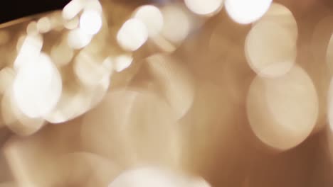 Vídeo-De-Puntos-De-Luz-Bokeh-Amarillos-Parpadeantes-Con-Espacio-Para-Copiar