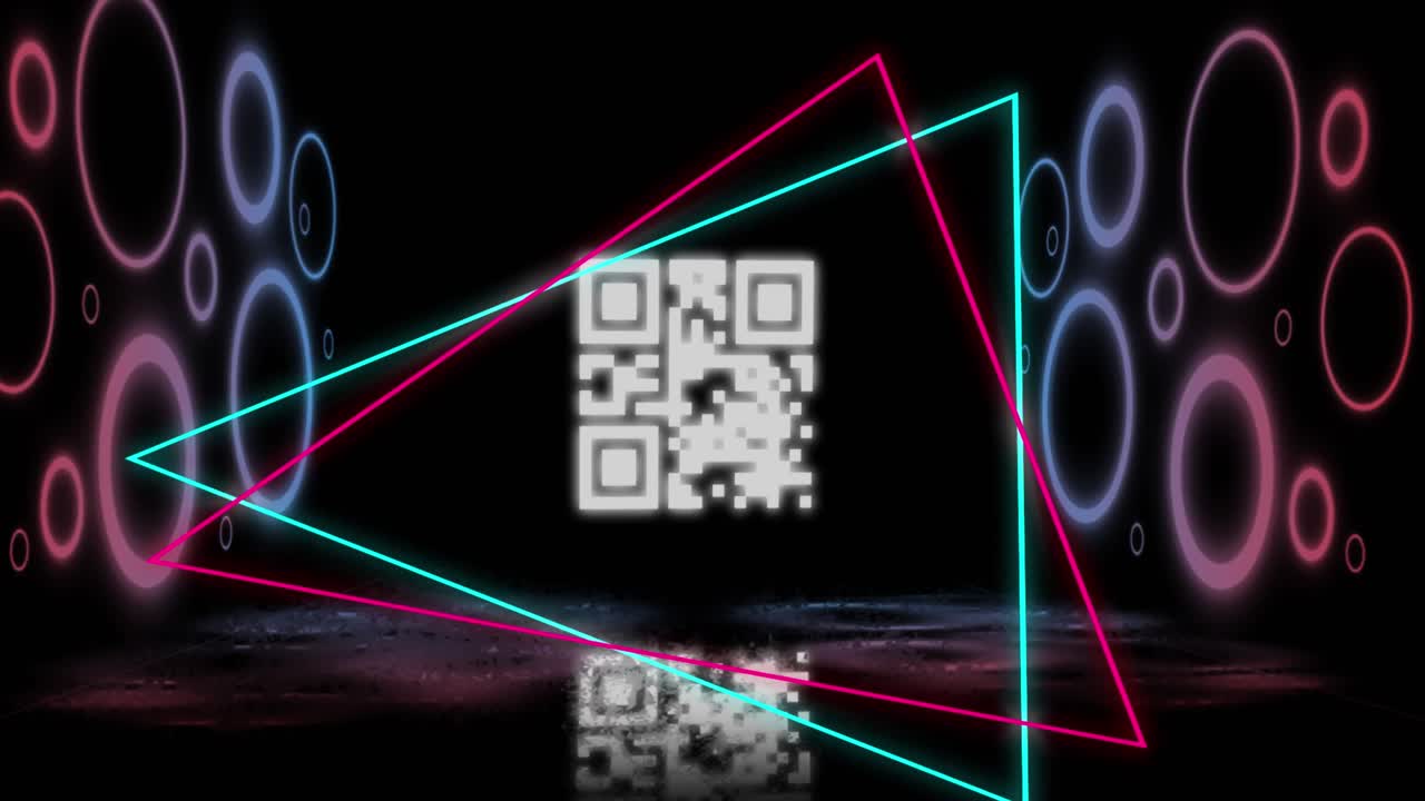 animación de un código qr brillante sobre formas geométricas de neón