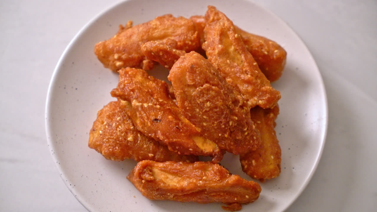 참깨 튀김 바나나 - 태국 음식 스타일