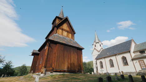 Alte-Holzkirche-Aus-Dem-13.-Jahrhundert-In-Der-Stadt-Torpo-Norwegen-Ein-Erstaunliches-Altes-Gebäude-Perfec