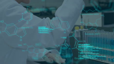 animación del procesamiento de datos científicos sobre un científico masculino en el laboratorio