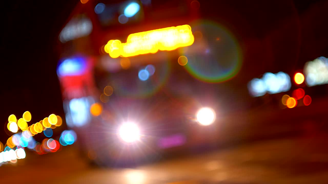 hora de la noche en la ciudad