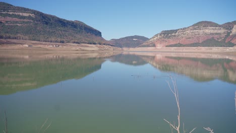 El-Pantano-De-Sau-Se-Queda-Sin-Agua-Por-Los-Problemas-De-Extrema-Sequedad-Y-Falta-De-Lluvias