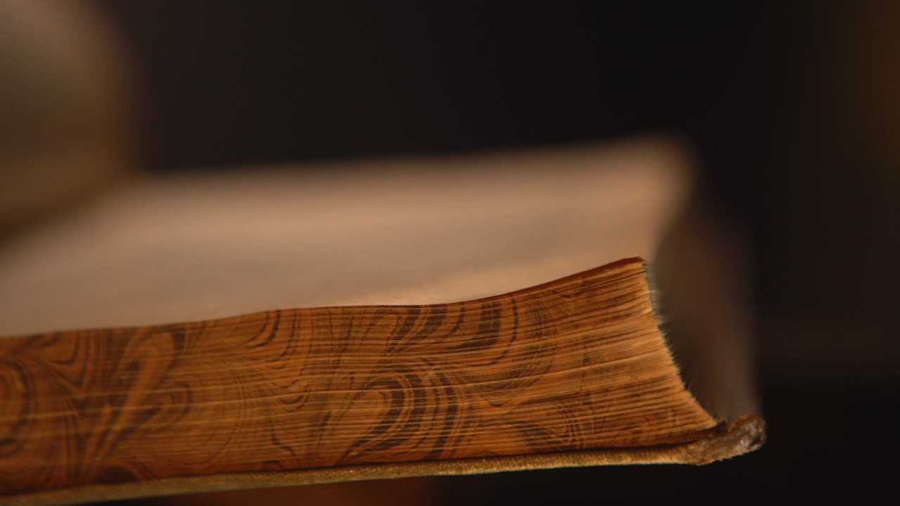 오래된 책 의 클로즈업