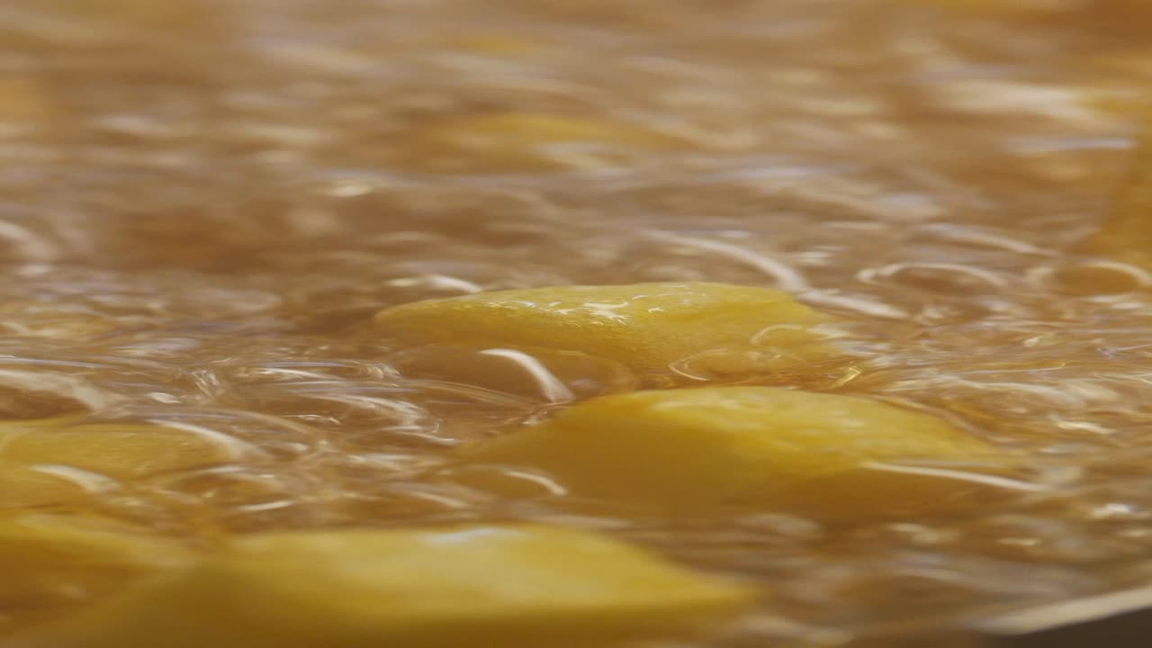 patatas en ebullición