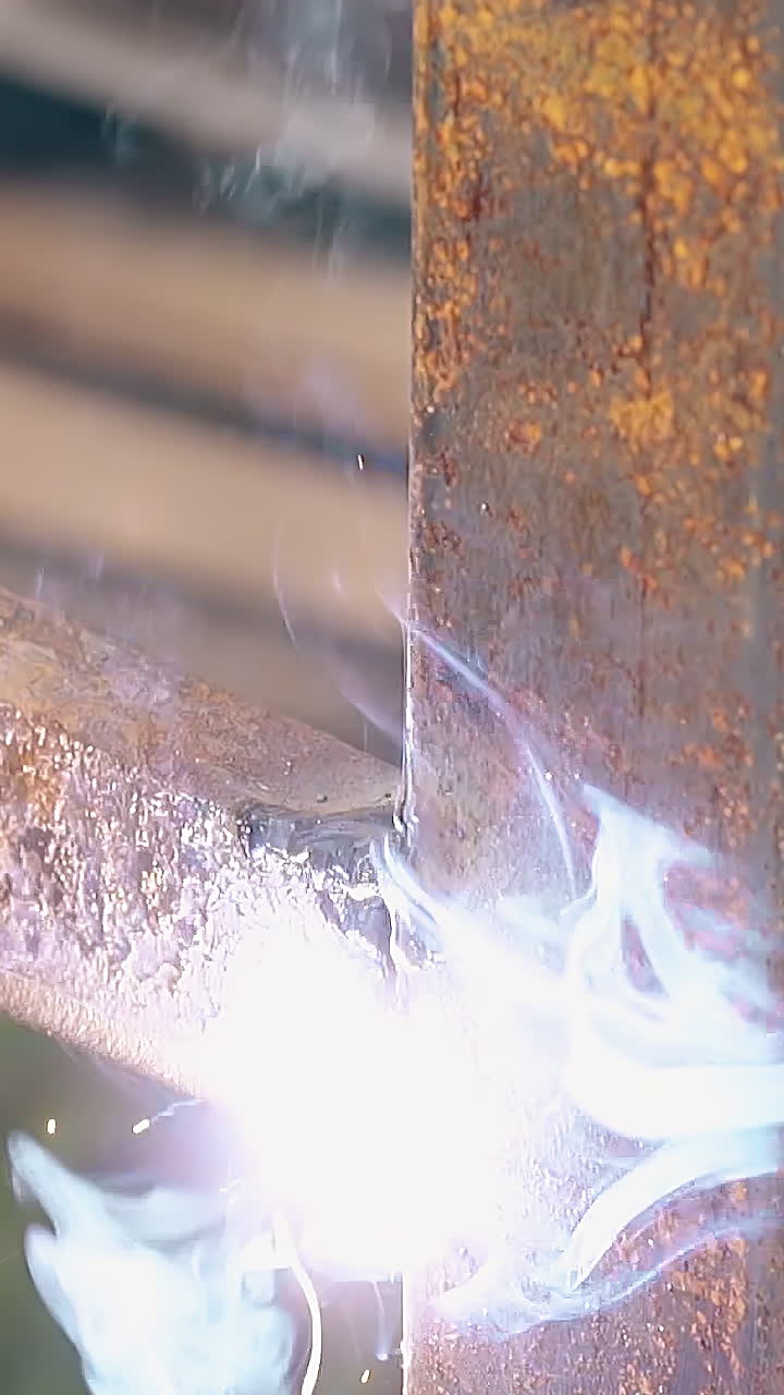 금속 용접 과정