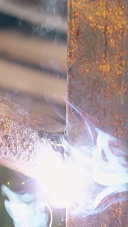 proceso de soldadura de metales