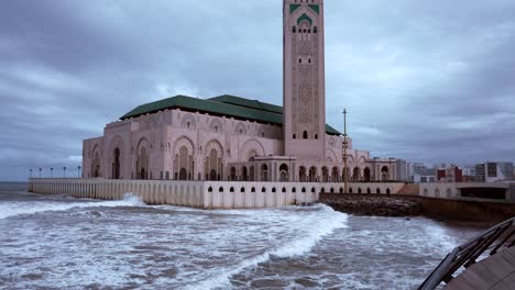 hassan ii mosque, the largest mosque with waves on the atlantic ocean