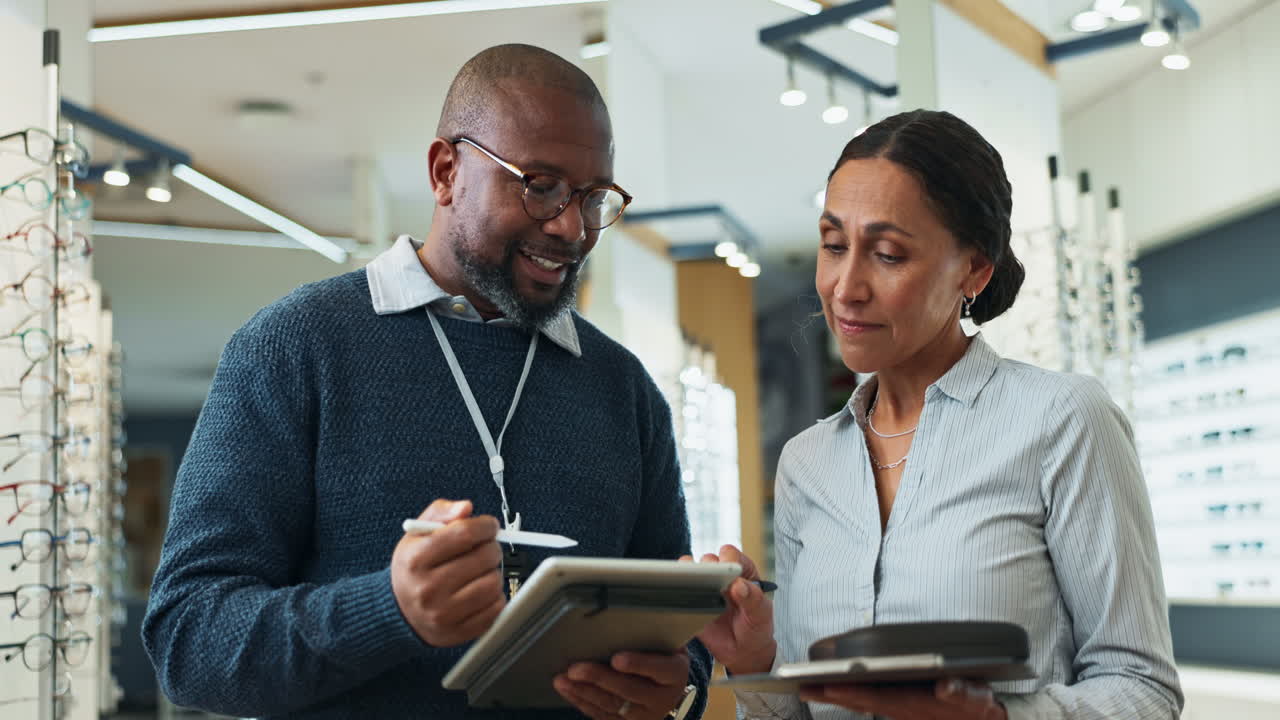 Optician Consulting with a Customer