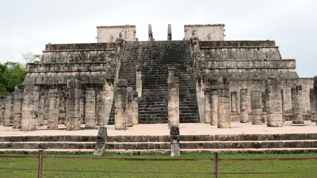Temple of Kukulkan at Chichen Itza, Mexico
