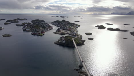 Aerial-shot-of-the-fishing-village-Henningsvaer-in-Lofoten,-Norway