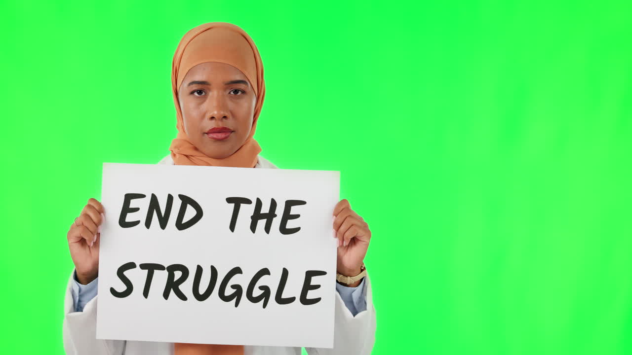 신호, 시위 및 녹색 화면에 있는 무슬림 의사