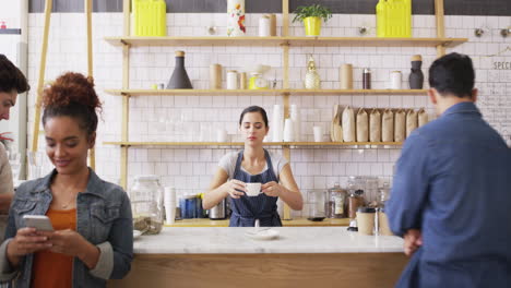 tenemos el mejor café de la ciudad.