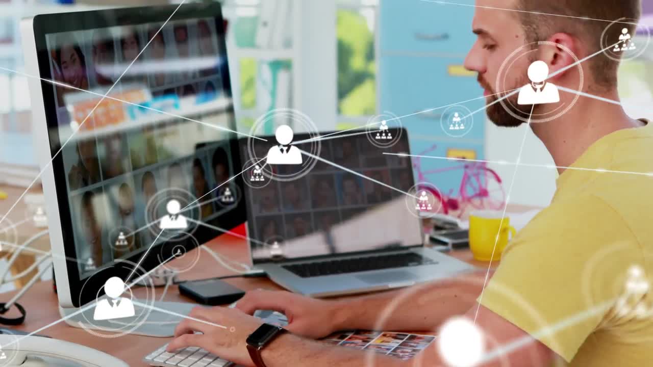 animación de la red de conexiones con las personas iconos sobre empresario caucásico usando computadora